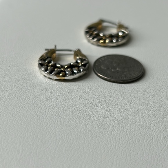 🖤Vtg Hoop earrings - Picture 6 of 9